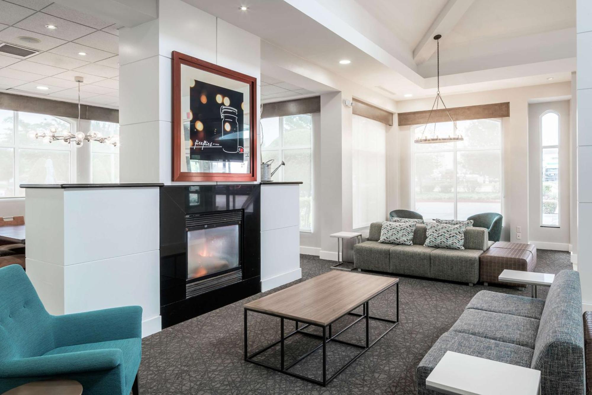 Hilton Garden Dfw North Hotel 3*